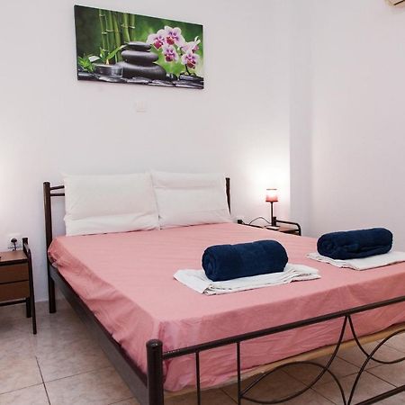 Cozy Apartment In Pireas Kültér fotó