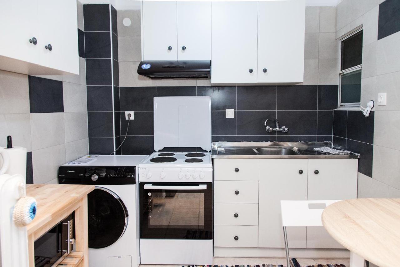 Cozy Apartment In Pireas Kültér fotó